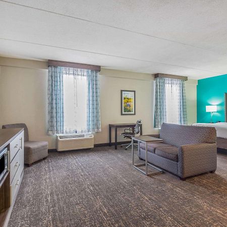 La Quinta By Wyndham Jamestown Eksteriør bilde