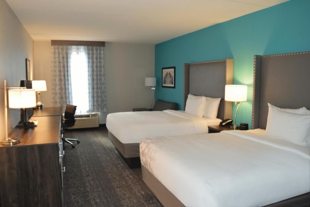 La Quinta By Wyndham Jamestown Eksteriør bilde